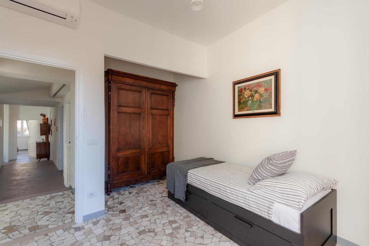 Apartments Florence - Santa Maria Balcony Exterior foto